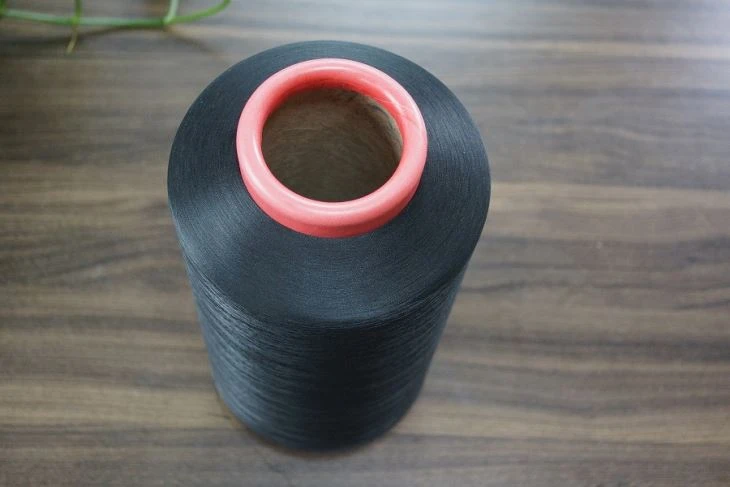 400  خيوط غزل مطاطية مصبوغة